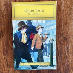 Oliver Twist by Charles Dickens Book for Young Readers
